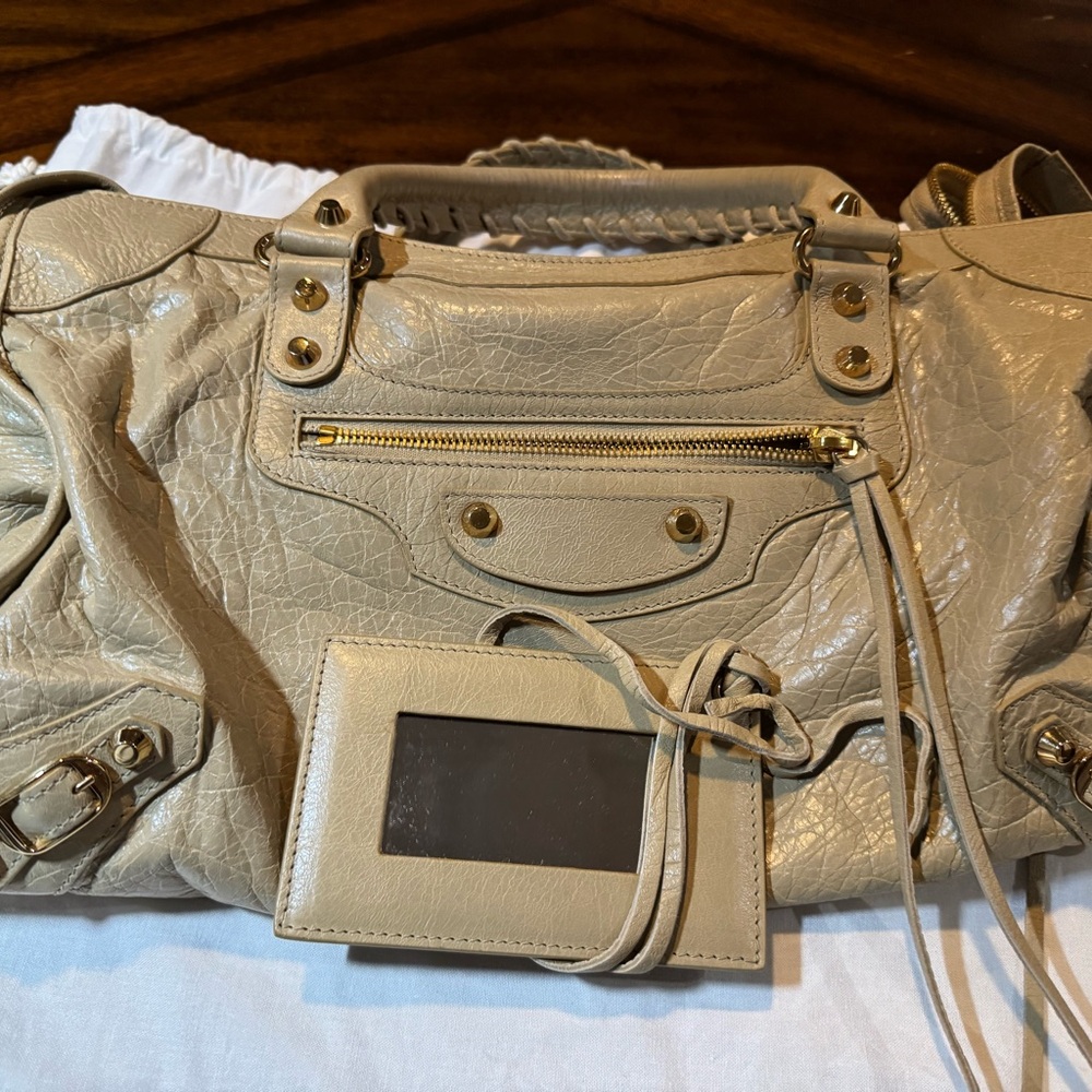 Balenciaga Tan Leather Satchel with Gold Hardware - Picture 7 of 7